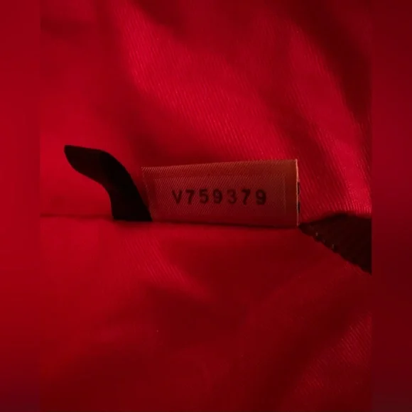 DOONEY AND BURKE..Burgundy Croc-Embossed Shoulder/Crossbody Bag - Picture 7 of 16